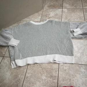 Aerie beyond chenille Striped V-Neck Sweater Sage Green Cream‎ Oversized XL thumbnail 2
