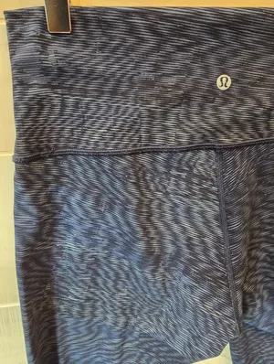 {8} Lululemon Wunder Under Hi-Rise 1/2 Tight Crop Legging Linear Flux Battleship thumbnail 8