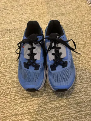 On Cloud Stratus Running Shoes thumbnail 2