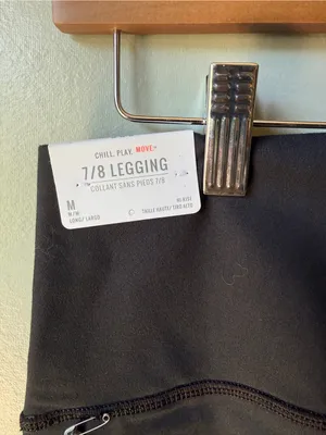 NWT Aerie High Rise 7/8 Leggings Black Medium Long thumbnail 6