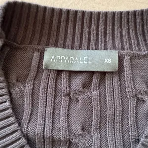 Apparalel cable knit sweater vest thumbnail 5