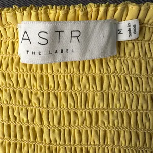 Anthro ASTR the Label Yellow Wendy Puff Sleeve Mini Dress M thumbnail 7