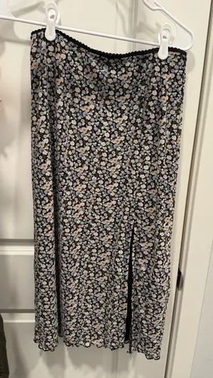 Originality Floral Skirt Multiple Size L thumbnail 1