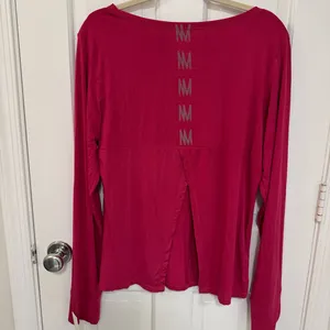 Nicole Miller Sport Fuchsia Long Sleeve Tee thumbnail 2