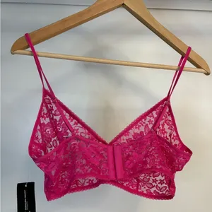 NWT INC International Concepts Fuchsia Lace Bralette thumbnail 2