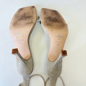 Nine West Shiny Ankle Strap Sandals Heels Silver Glitter Women’s Size 7.5 M thumbnail 10