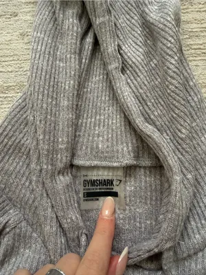 Gymshark Gray Cropped Hoodie (Size Small) thumbnail 4