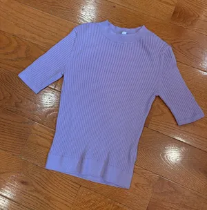Uniqlo 100% Wool Ribbed Mock Neck Knit Top Lavender Purple Size Medium thumbnail 1