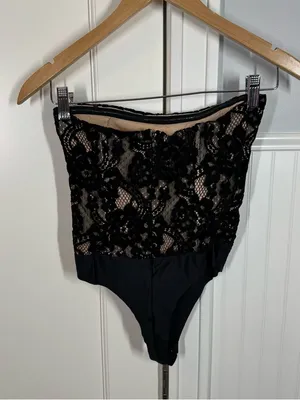 Cami NYC Reina Bodysuit Strapless Lace in‎ Black Lace Size XS feminine romantic thumbnail 3