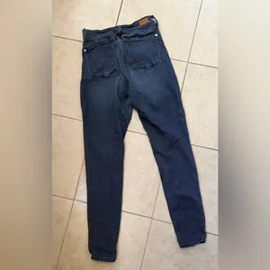 Judy Blue Skinny Fit High Waisted Jeans thumbnail 2