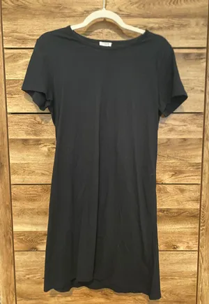 Black T-shirt Dress thumbnail 1