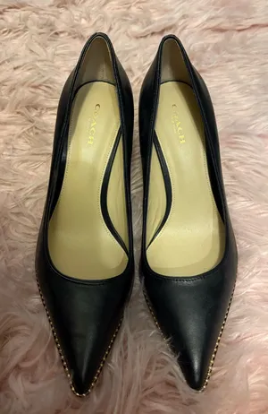 Coach heels thumbnail 1