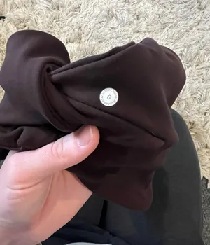 Lululemon Sports Bra thumbnail 3