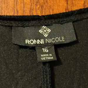 Ronni Nicole Velvet Shift Dress 16 Black Pink Paisley Embroidered Whimsigoth thumbnail 3