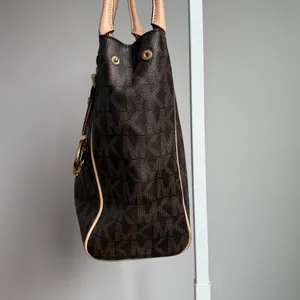 Michael‎ Kors size M brown beige tote bag thumbnail 10