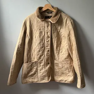 Barbour Quilted Jacket – Cream/Tan thumbnail 1
