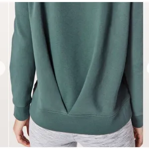 Lululemon Just Pleat It Crewneck Women Size 10‎ Green Good Raglan Sweatshirt thumbnail 3