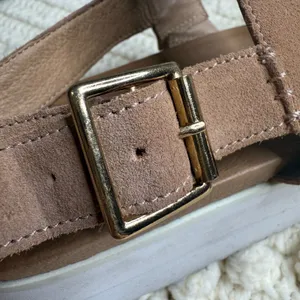 UGG Braelynn Metallic Leather Sandals Rose Gold Size 10 thumbnail 8