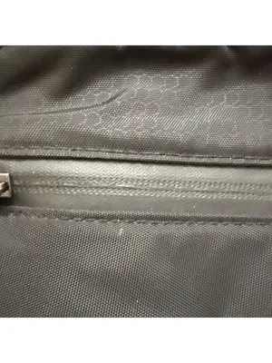 Travelon Anti Theft Medium Crossbody Bag Black thumbnail 3