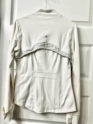 Lululemon Jacket. Ladies 10 thumbnail 5