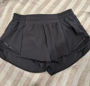 Lululemon 2.5" Shorts thumbnail 1