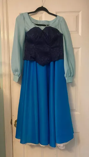 Disney’s Ariel the little mermaid cosplay thumbnail 1