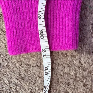 BiBi Vibrant Pink Knit Sweater With Flowers M thumbnail 11