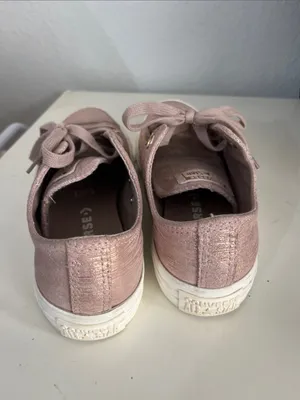 Converse Women’s Rose Gold Metallic Low Tops Sneakers Size 7 thumbnail 5