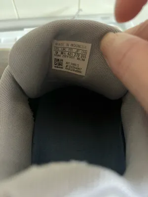 Adidas Grand Court sneakers- Size US Men’s 9.5 / UK 9; Women's Size 10.5 thumbnail 4