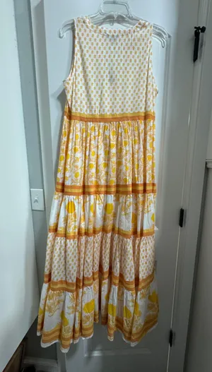Dress White Size M thumbnail 1