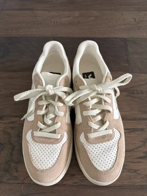 Veja V-10 Leather White Natural Sahara Sz 7/38 thumbnail 6