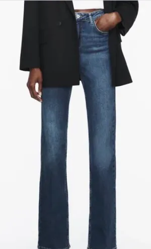 ZARA Dark Wash Jeans thumbnail 1