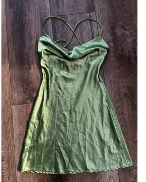 Princess Polly Green Silky Dress Size 4 thumbnail 1