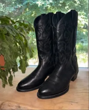 Cowboy Ariat Boots thumbnail 1