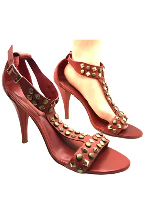 Pour La Victoire Red Leather With Gold Metal Studs T Strap Heels (8.5) thumbnail 4