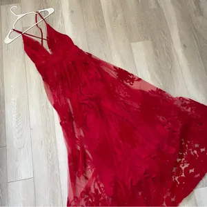 Applique Plunge Maxi Dress floral mesh slits womens Red (medium) formal party thumbnail 2
