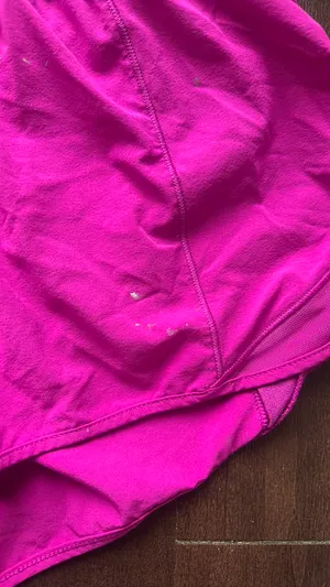 Lululemon Shorts Hot 2.5" Hot Low-Rise Lined thumbnail 6