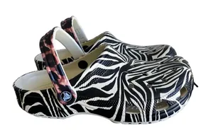 Crocs NEW Unisex Classic Animal Remix Clog Size 7 or 9 #B1820 thumbnail 1