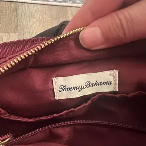 Tommy Bahama purse‎ thumbnail 11