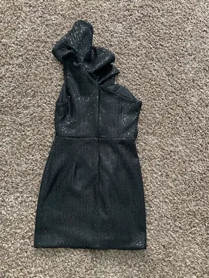 DO+BE Black sequin ruffle one shoulder mini dress thumbnail 2