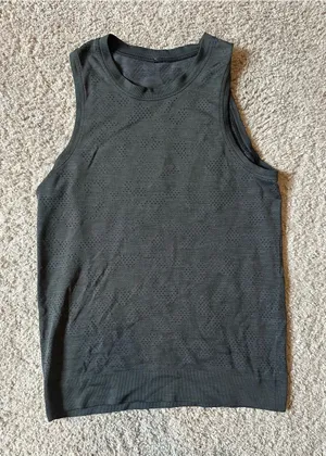 Lululemon Tank Top thumbnail 1