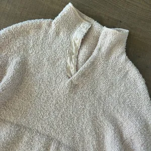 skims cozy knit fuzzy comfy light pink pullover sweater thumbnail 4