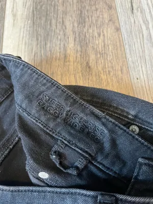 American Eagle Super High Rise Baggy Wide Leg Jeans thumbnail 6