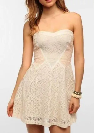 Anthropologie Dainty Strapless Lace Mini Dress Kimchi Blue thumbnail 1