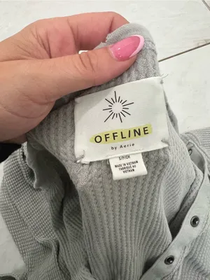 Offline by Aerie Green Wow! Waffle Henley T-Shirt Size Small thumbnail 4