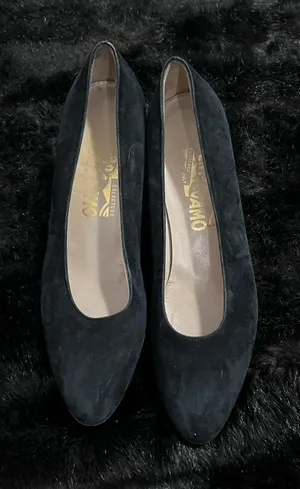 Salvatore‎ Ferragamo Black Suede Pumps high heels , Made in Italy, Size 6 B thumbnail 1