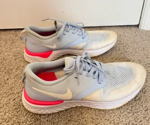 Nike Odyssey React 2 Flyknit Running Shoes Blue White Pink Womens Size 8 thumbnail 1