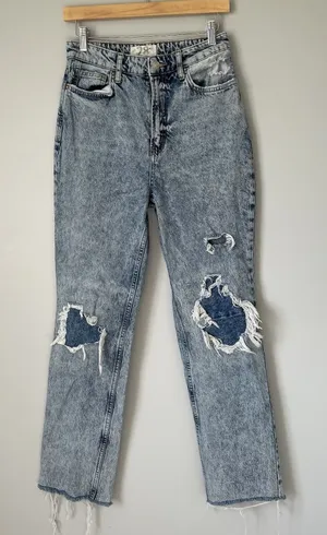 Free People We The Free Straight Leg Denim Jeans Blue Distressed Women's Size 28 thumbnail 1