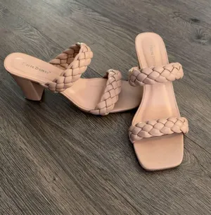 Pierre Dumas Ariana Heel thumbnail 1