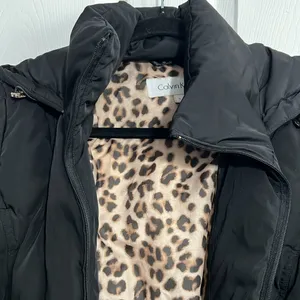 Calvin Klein Women’s Hooded Puffer - Black - Size Small ZIPPER IS BROKEN thumbnail 10